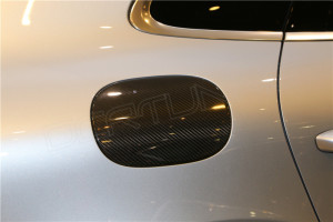 2014 - on Porsche Macan Carbon Fiber Fuel Cap Cover (2)