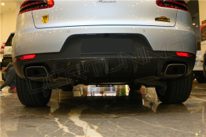 Porsche Macan Carbon Fiber Rear Diffuser (1)