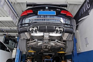 BMW E92 E93 M3 Carbon Fiber Rear Diffuser V Type (1)