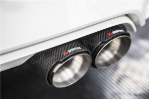 Universal Carbon Fiber Exhaust Muffler Tips Akrapovic (1)