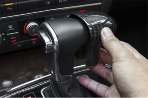audi-carbon-fiber-gear-shift-knob-cover-many-vehicles-fit-2